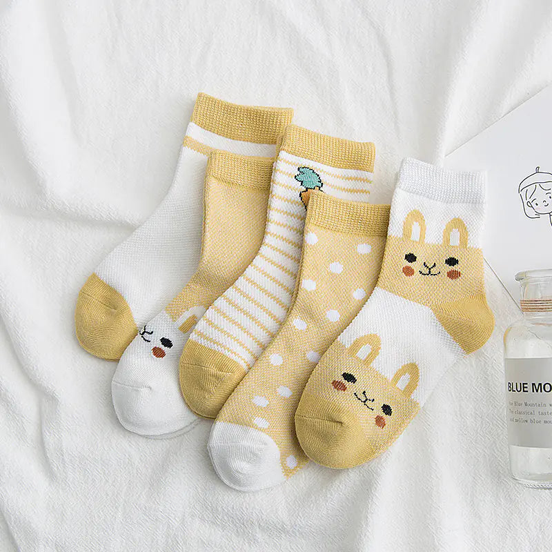 Wholesale Kids Cotton Ankle Socks with Cartoon Design